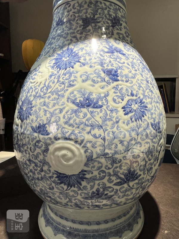 清雍正 青花锥拱穿花龙纹大尊 - 图15